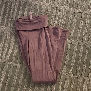 SKIMS brown fold over yoga pants